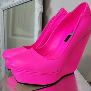 Senso Diffusion EU 38/US 8 in Neon pink